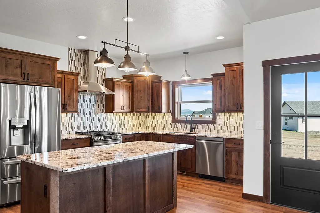3833 Sprangletop Lane Helena MT 59602
