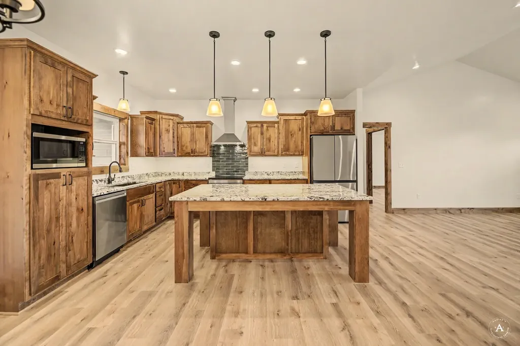 3833 Sprangletop Lane Helena MT 59602
