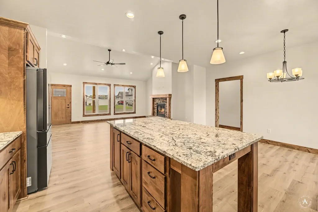 3833 Sprangletop Lane Helena MT 59602
