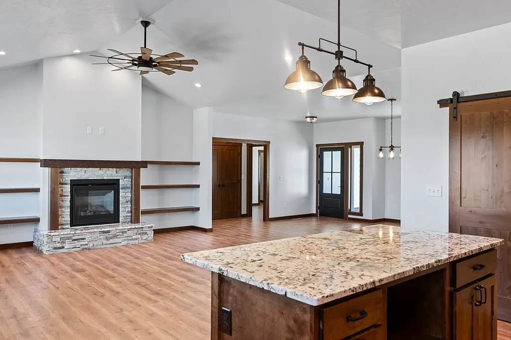 3833 Sprangletop Lane Helena MT 59602