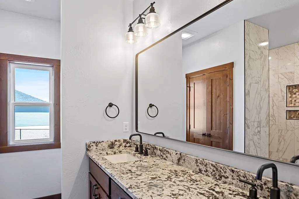 3833 Sprangletop Lane Helena MT 59602