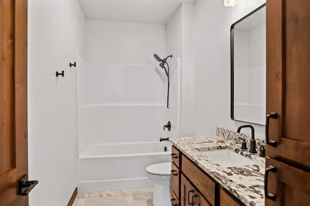 3833 Sprangletop Lane Helena MT 59602