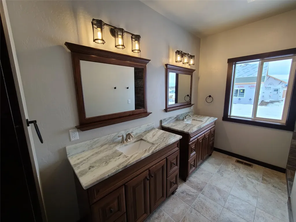 3833 Sprangletop Lane Helena MT 59602