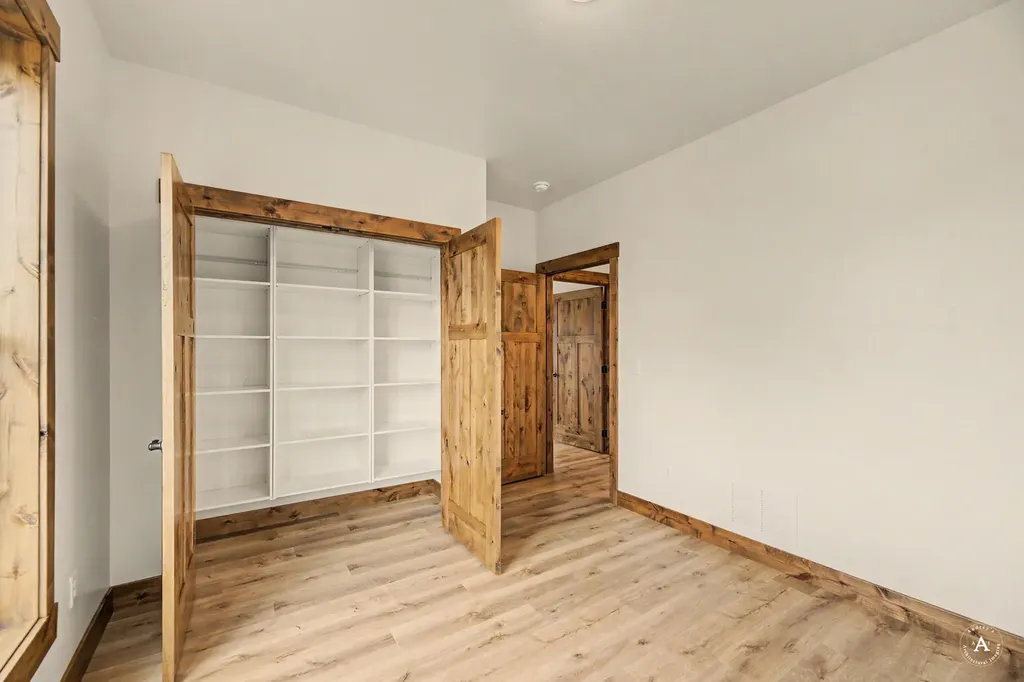 3833 Sprangletop Lane Helena MT 59602