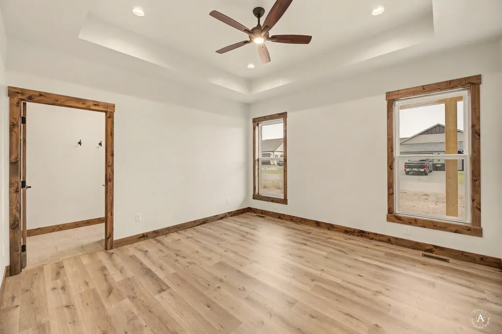 3833 Sprangletop Lane Helena MT 59602
