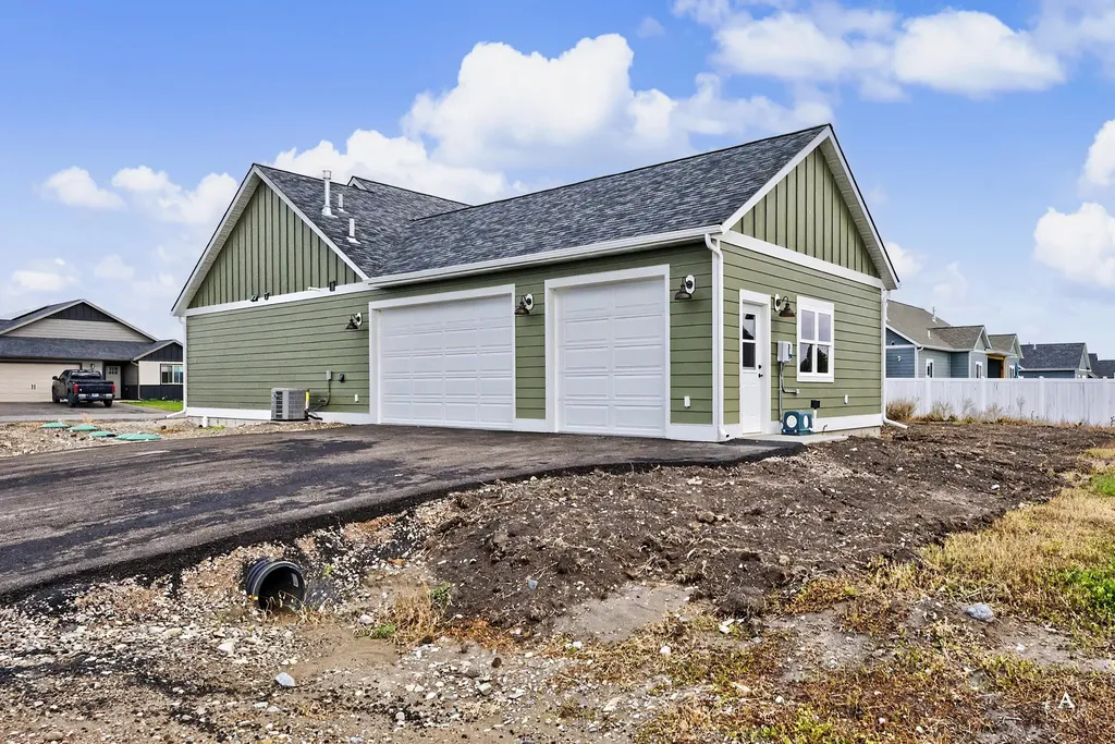 3833 Sprangletop Lane Helena MT 59602