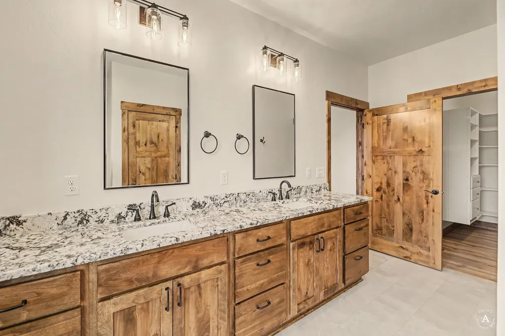 3833 Sprangletop Lane Helena MT 59602
