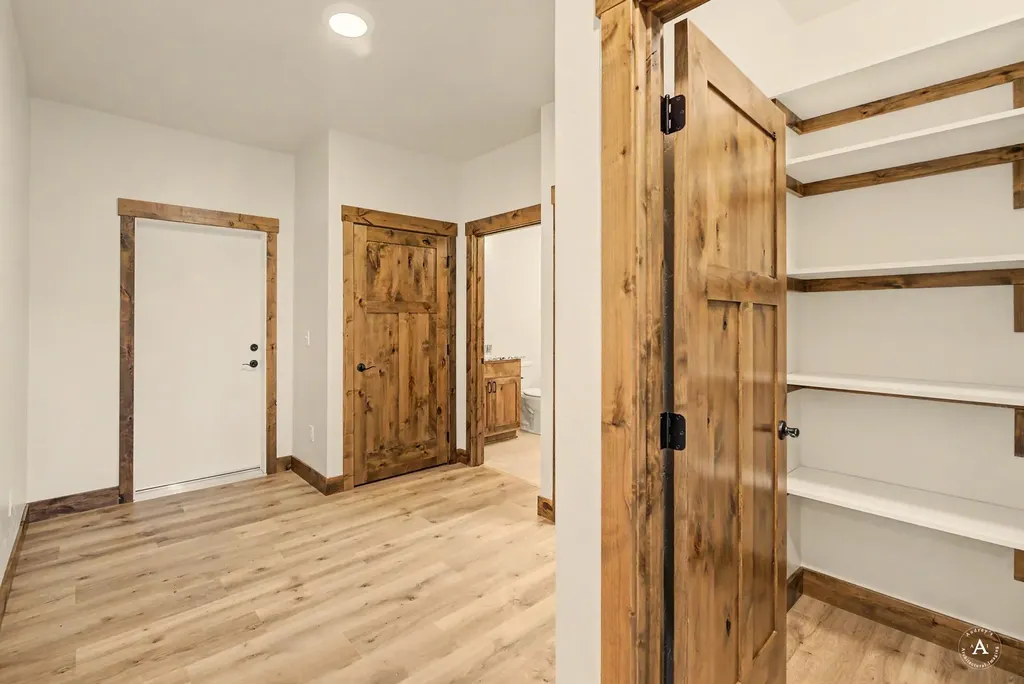 3833 Sprangletop Lane Helena MT 59602