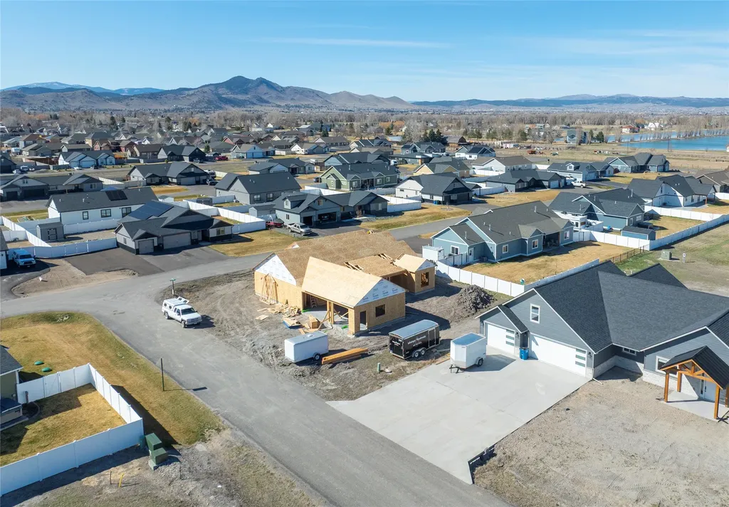 3833 Sprangletop Lane Helena MT 59602