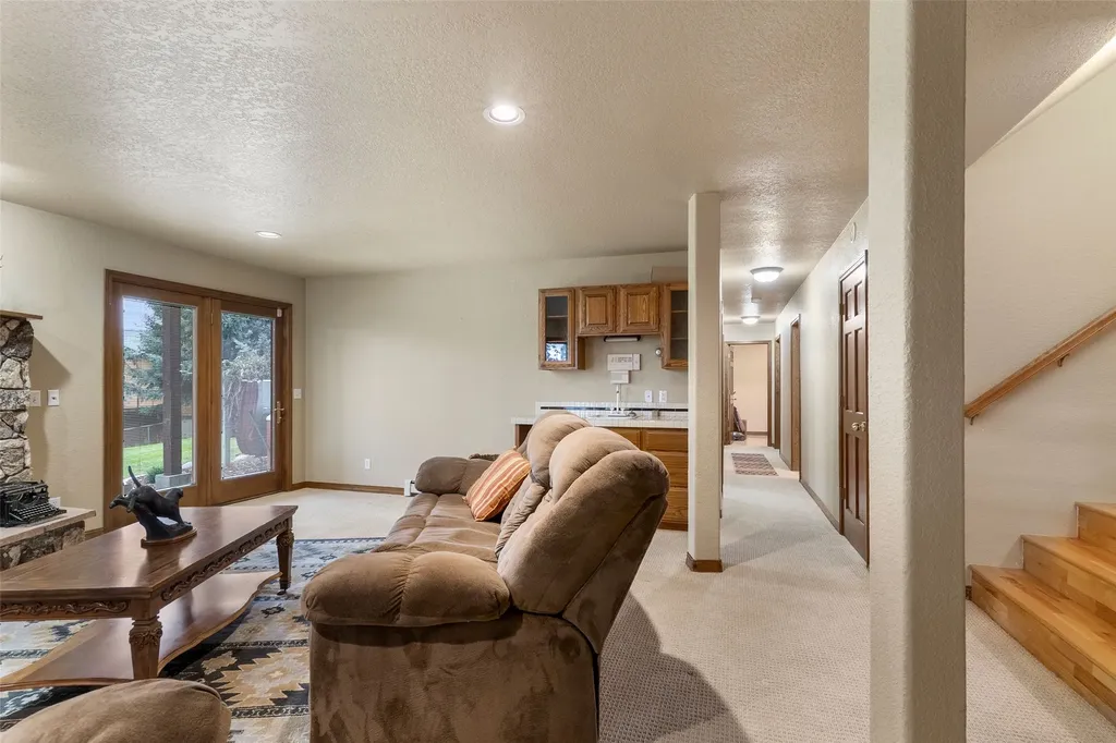 104 Black Pine Trail Missoula MT 59803