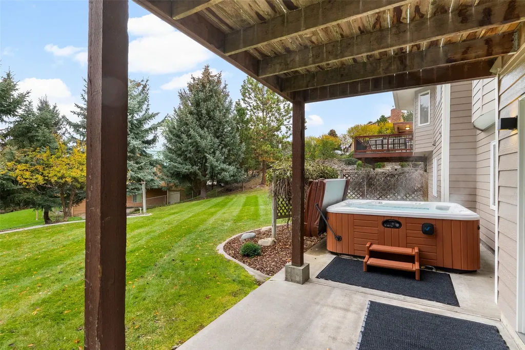 104 Black Pine Trail Missoula MT 59803