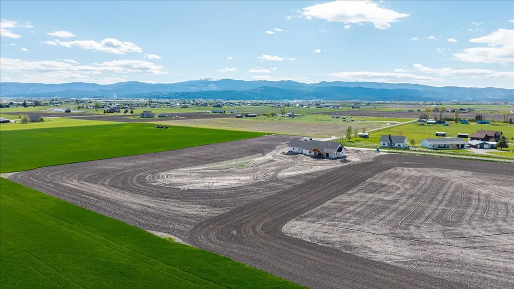 248 Snowy Peaks Lane Kalispell MT 59901