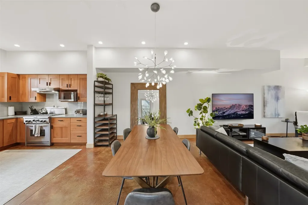 309 N Black Avenue Bozeman MT 59715