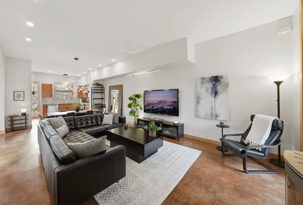 309 N Black Avenue Bozeman MT 59715