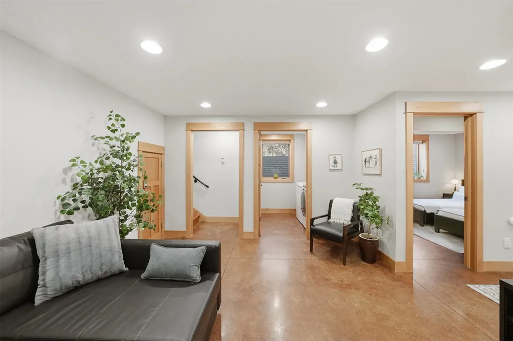 309 N Black Avenue Bozeman MT 59715