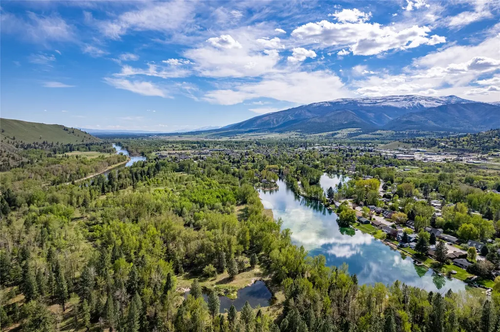 10840 Red Fox Court Lolo MT 59847