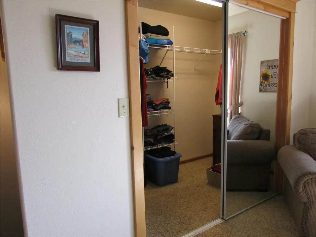 455 Clearview Drive Corvallis MT 59828