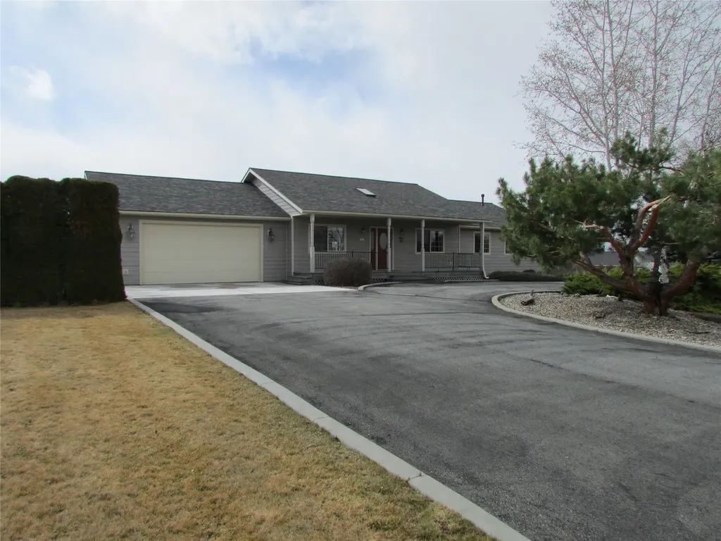 455 Clearview Drive Corvallis MT 59828
