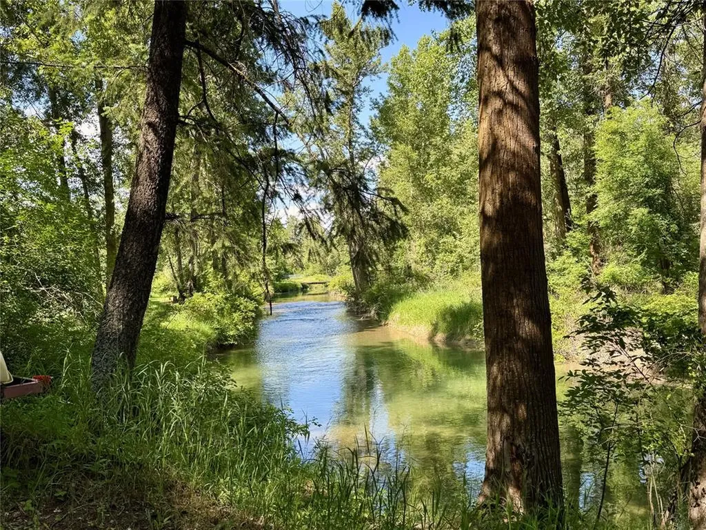 1139,1143 Jellison Road Columbia Falls MT 59912