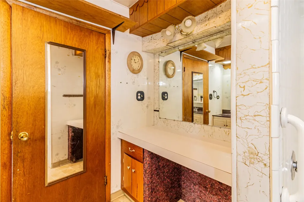 1044 S Wyoming Street Butte MT 59701