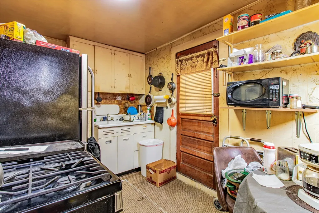 1044 S Wyoming Street Butte MT 59701