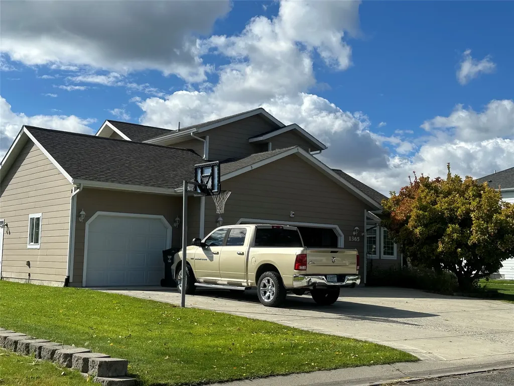 1365 Angus Road Helena MT 59602