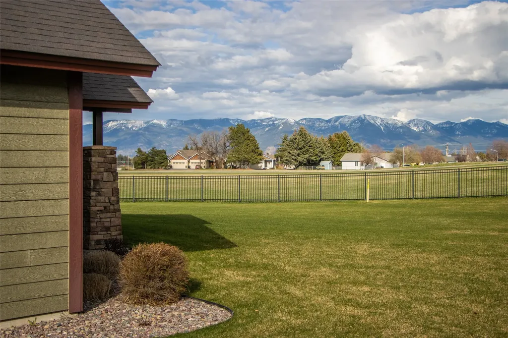 129 Meadow Vista Loop Kalispell MT 59901