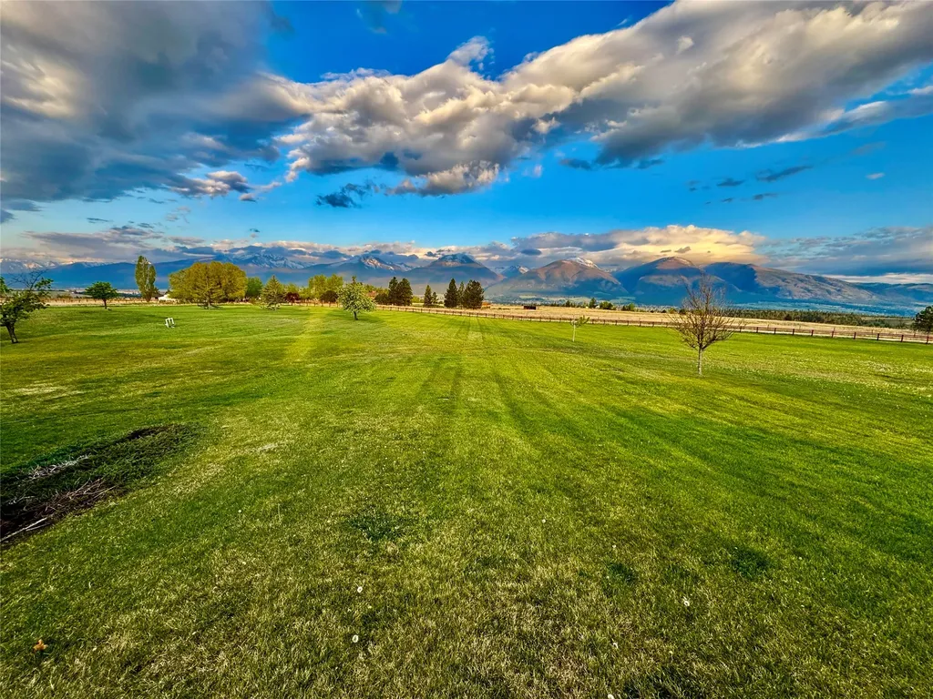 444 Windwalker Trail Stevensville MT 59870