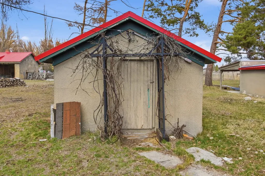 115 Ricketts Road Hamilton MT 59840
