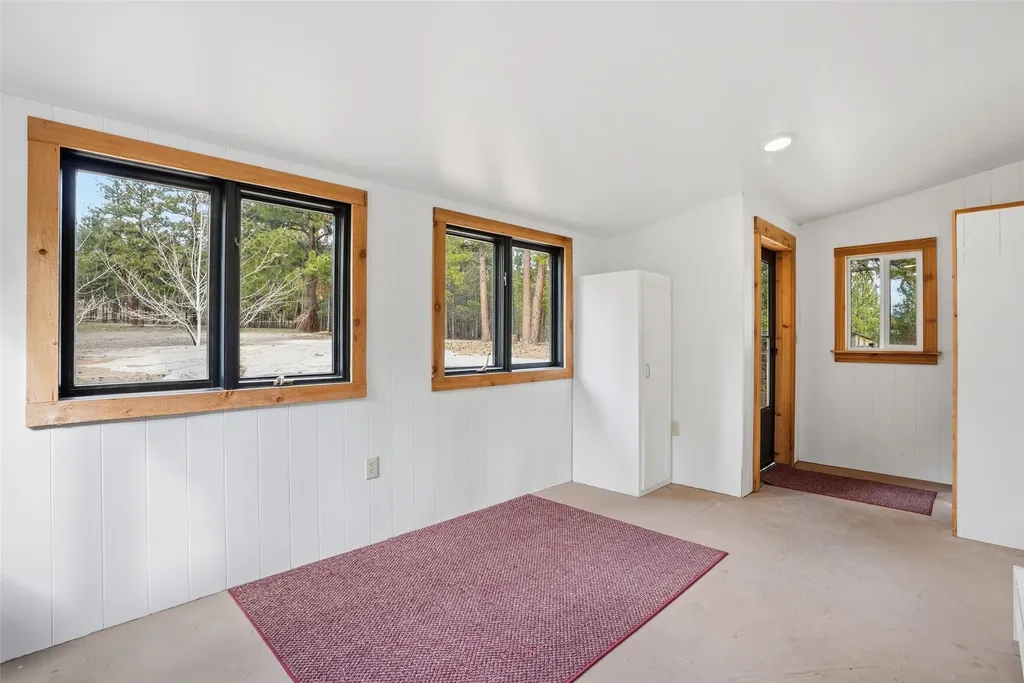390 N Gold Creek Loop Hamilton MT 59840