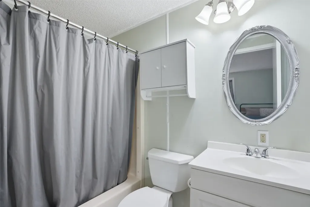 390 N Gold Creek Loop Hamilton MT 59840