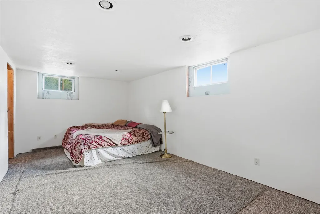 390 N Gold Creek Loop Hamilton MT 59840