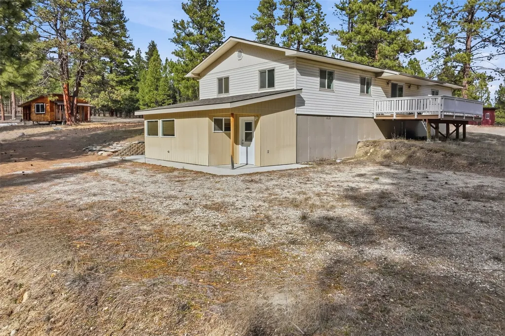 390 N Gold Creek Loop Hamilton MT 59840