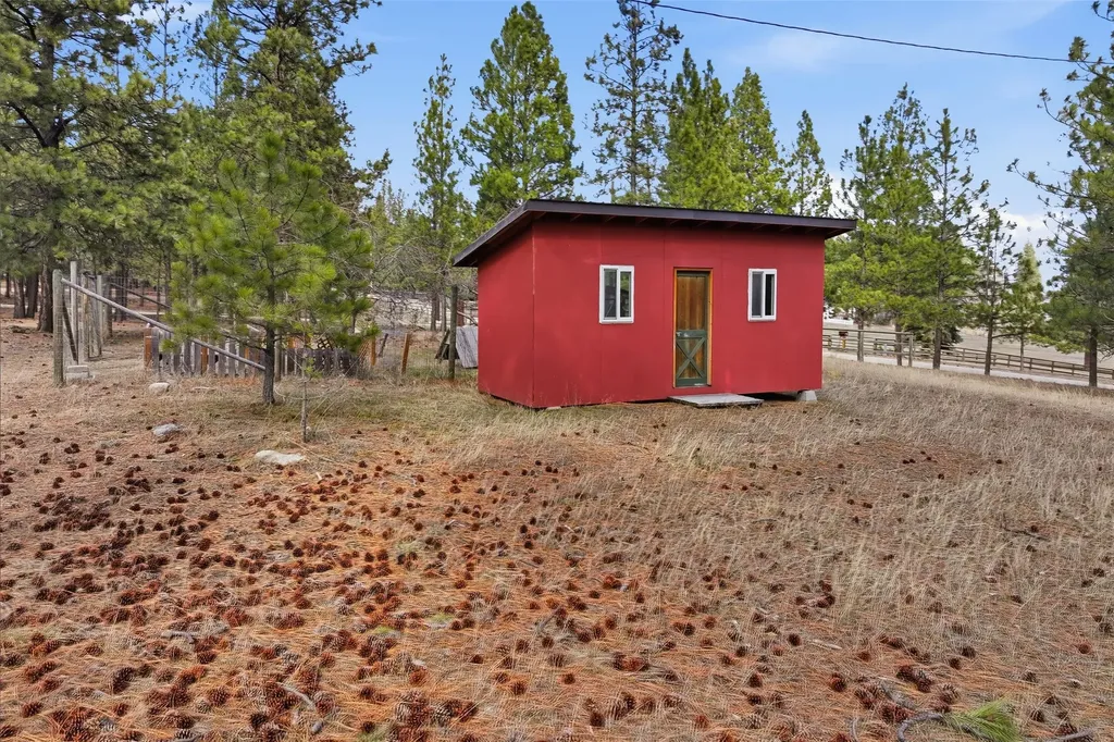 390 N Gold Creek Loop Hamilton MT 59840