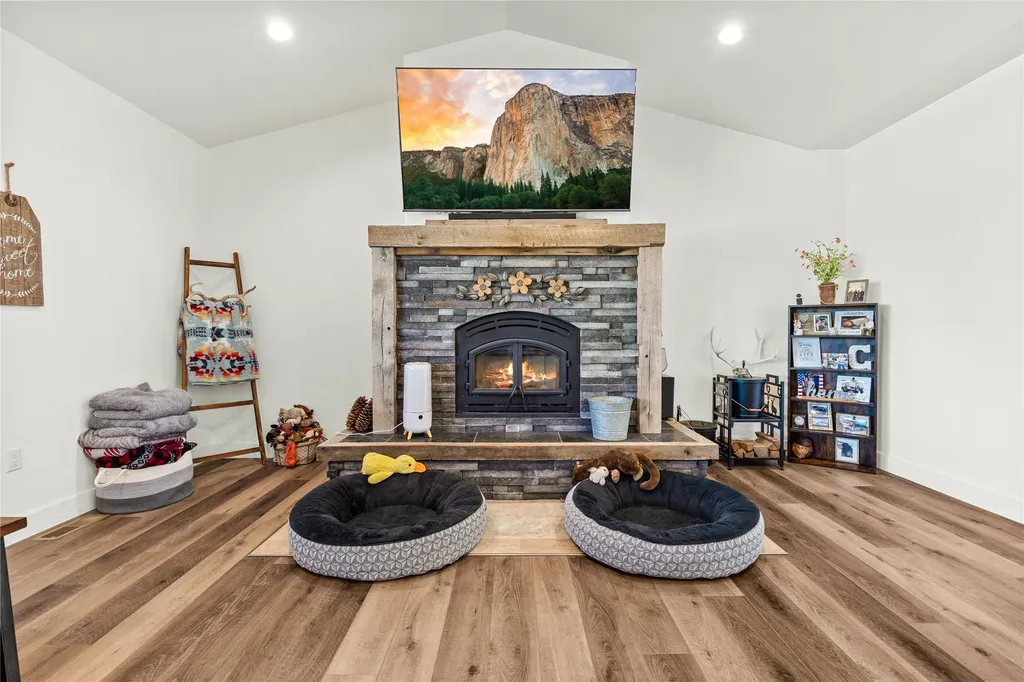 400 Cochell Way Corvallis MT 59828