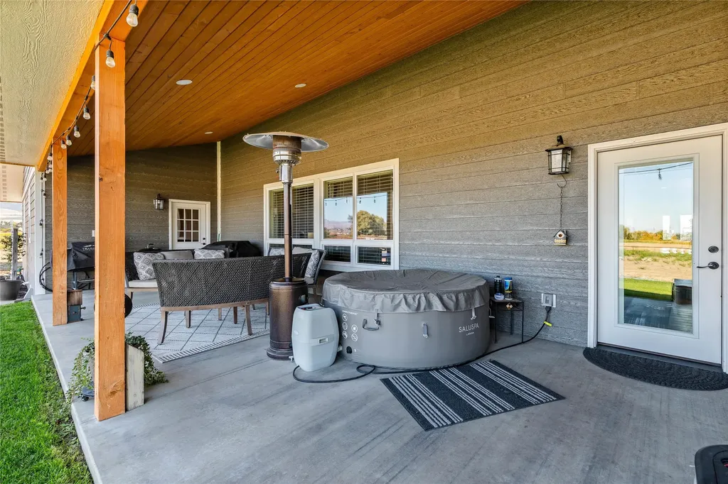 400 Cochell Way Corvallis MT 59828