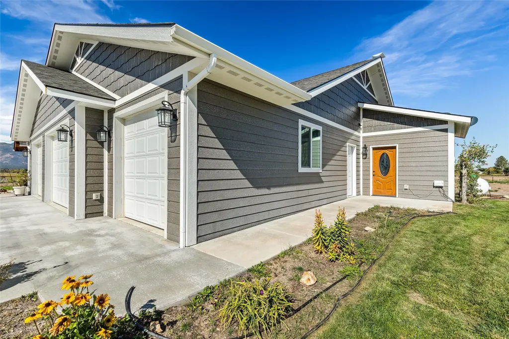 400 Cochell Way Corvallis MT 59828