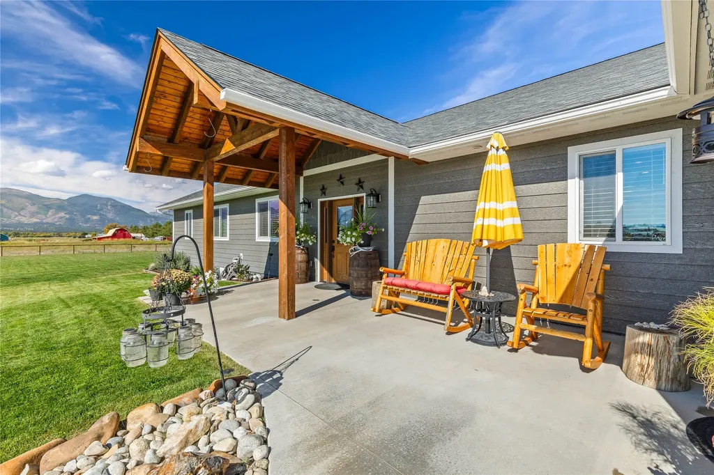 400 Cochell Way Corvallis MT 59828