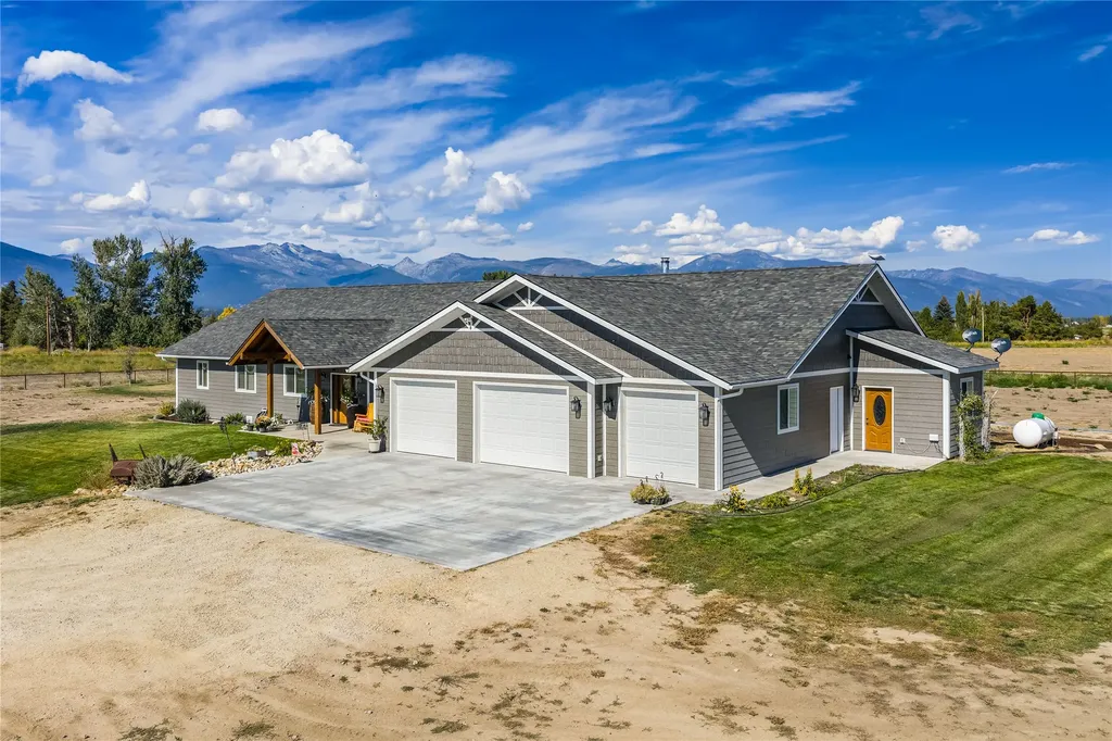 400 Cochell Way Corvallis MT 59828