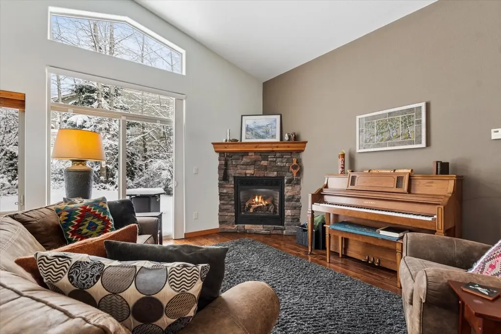 141 Oakmont Loop Columbia Falls MT 59912