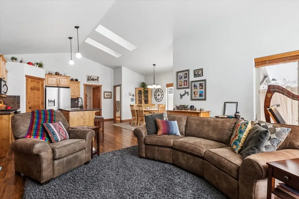 141 Oakmont Loop Columbia Falls MT 59912