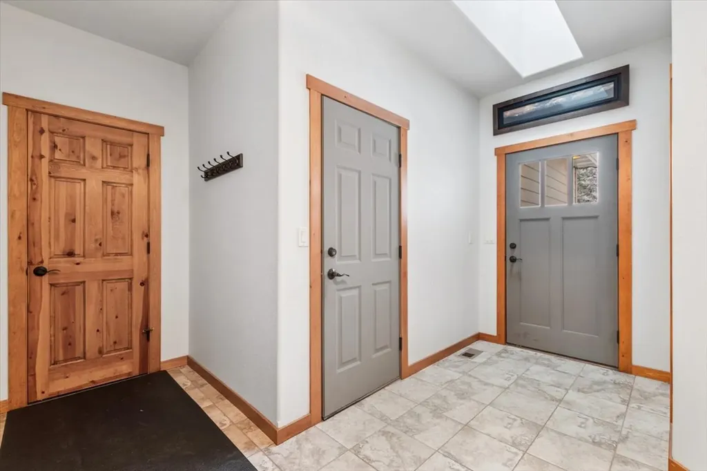 141 Oakmont Loop Columbia Falls MT 59912