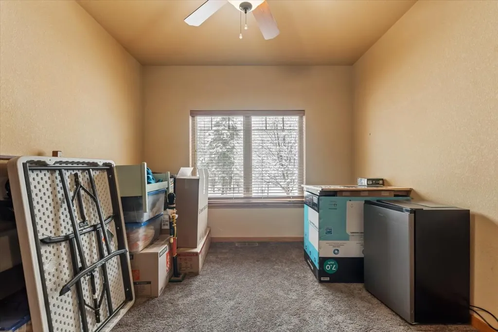 141 Oakmont Loop Columbia Falls MT 59912