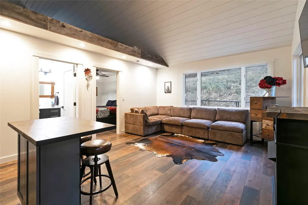 30260 Beavertail Road Clinton MT 59825