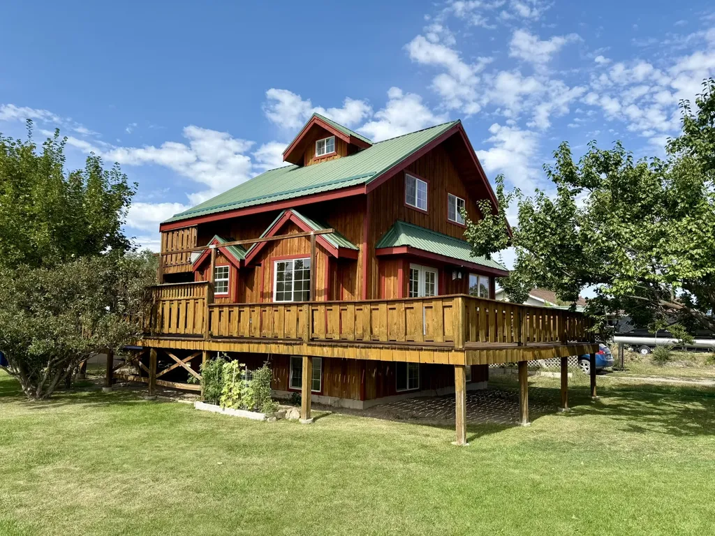 501 1st Avenue St Ignatius MT 59865