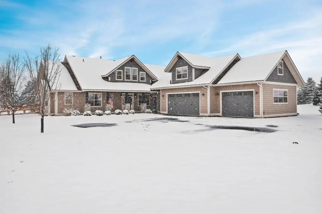 1334 Ponderosa Ridge Drive Bigfork MT 59911