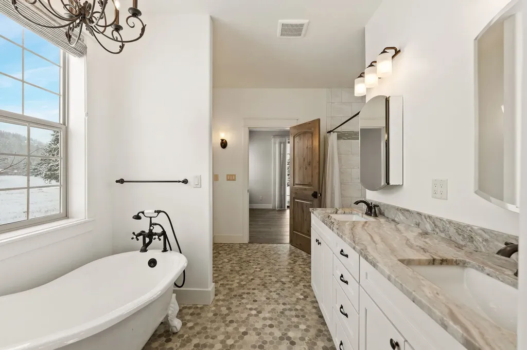 1334 Ponderosa Ridge Drive Bigfork MT 59911