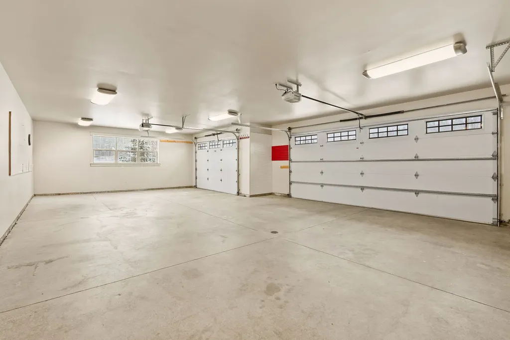 1334 Ponderosa Ridge Drive Bigfork MT 59911