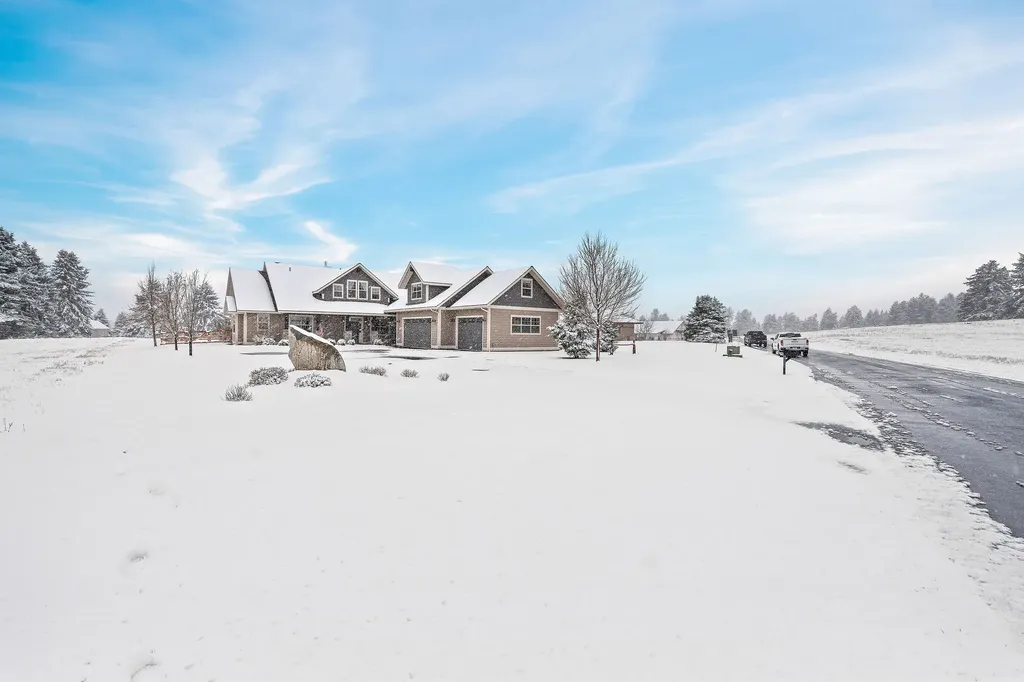 1334 Ponderosa Ridge Drive Bigfork MT 59911