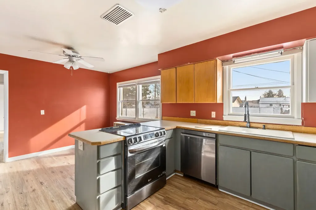 3034 8th Avenue S Great Falls MT 59405